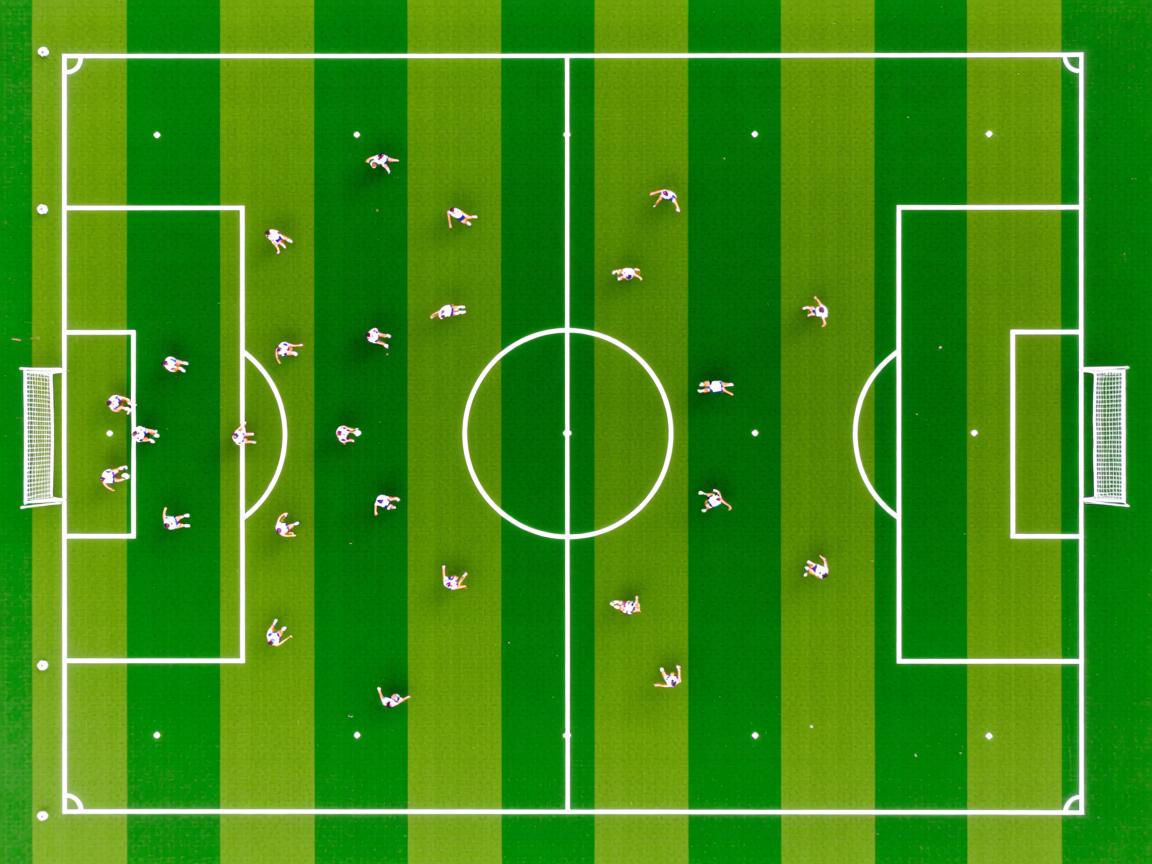 杏彩注册-五大联赛是否在对抗型中场中优先培养持球抗压能力,五大联赛最强中场 第2张